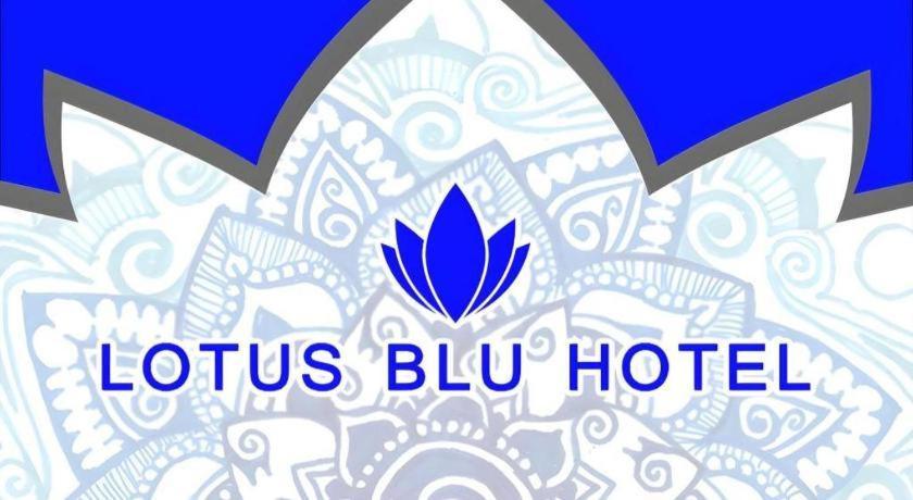 Lotus Blu Hotel Legazpi Buitenkant foto